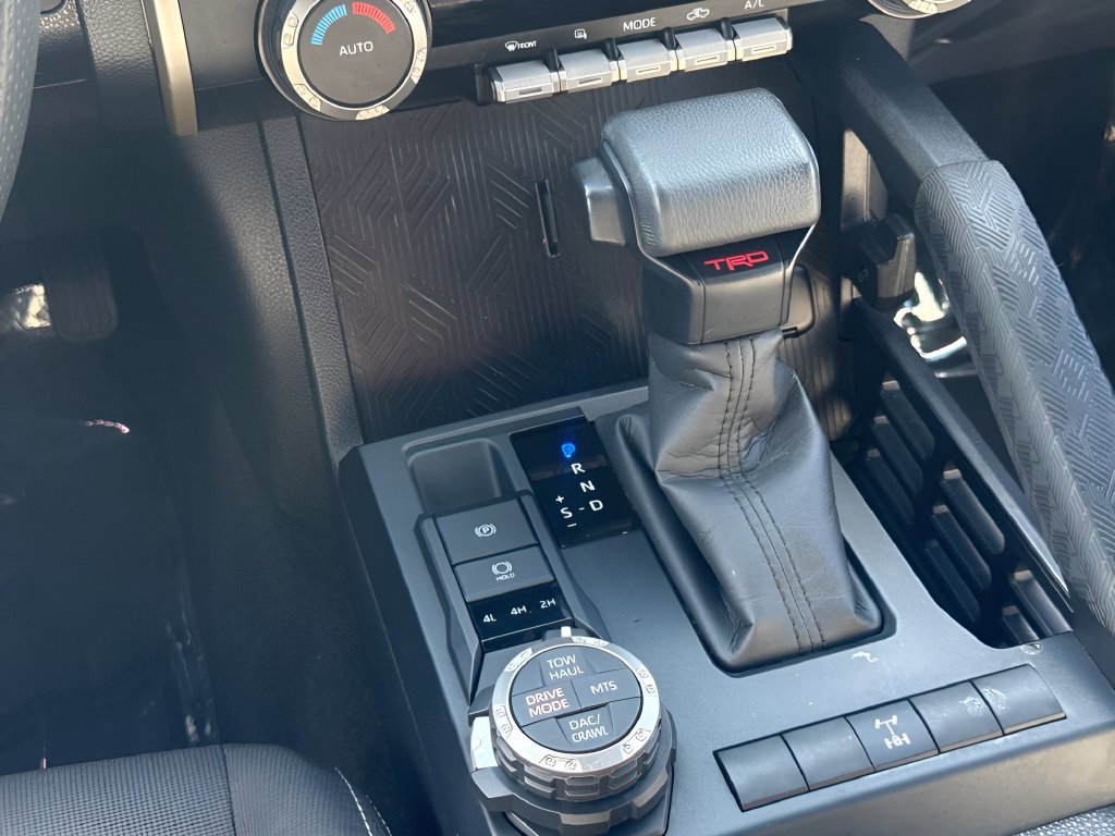 Used 2026 Toyota Tacoma TRD Off-Road AWD/4WD image 15