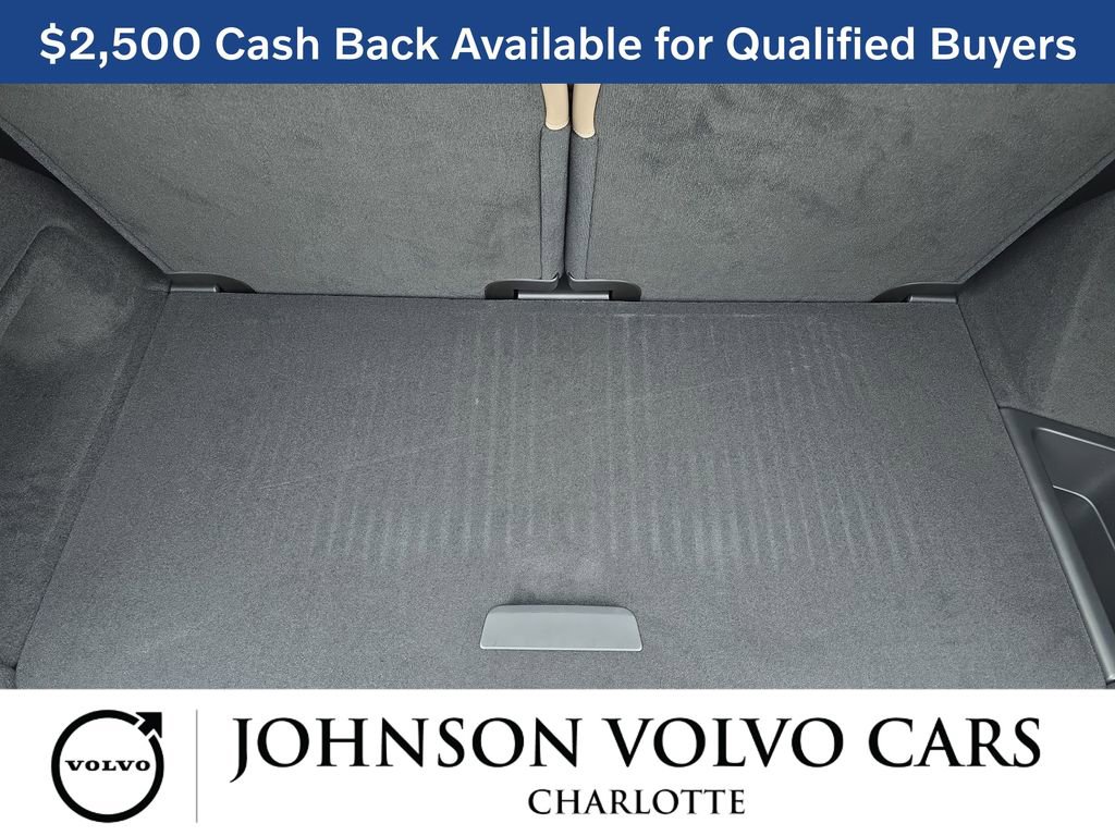 New 2026 Volvo XC90 B6 Ultra w/ Lounge Package image 13