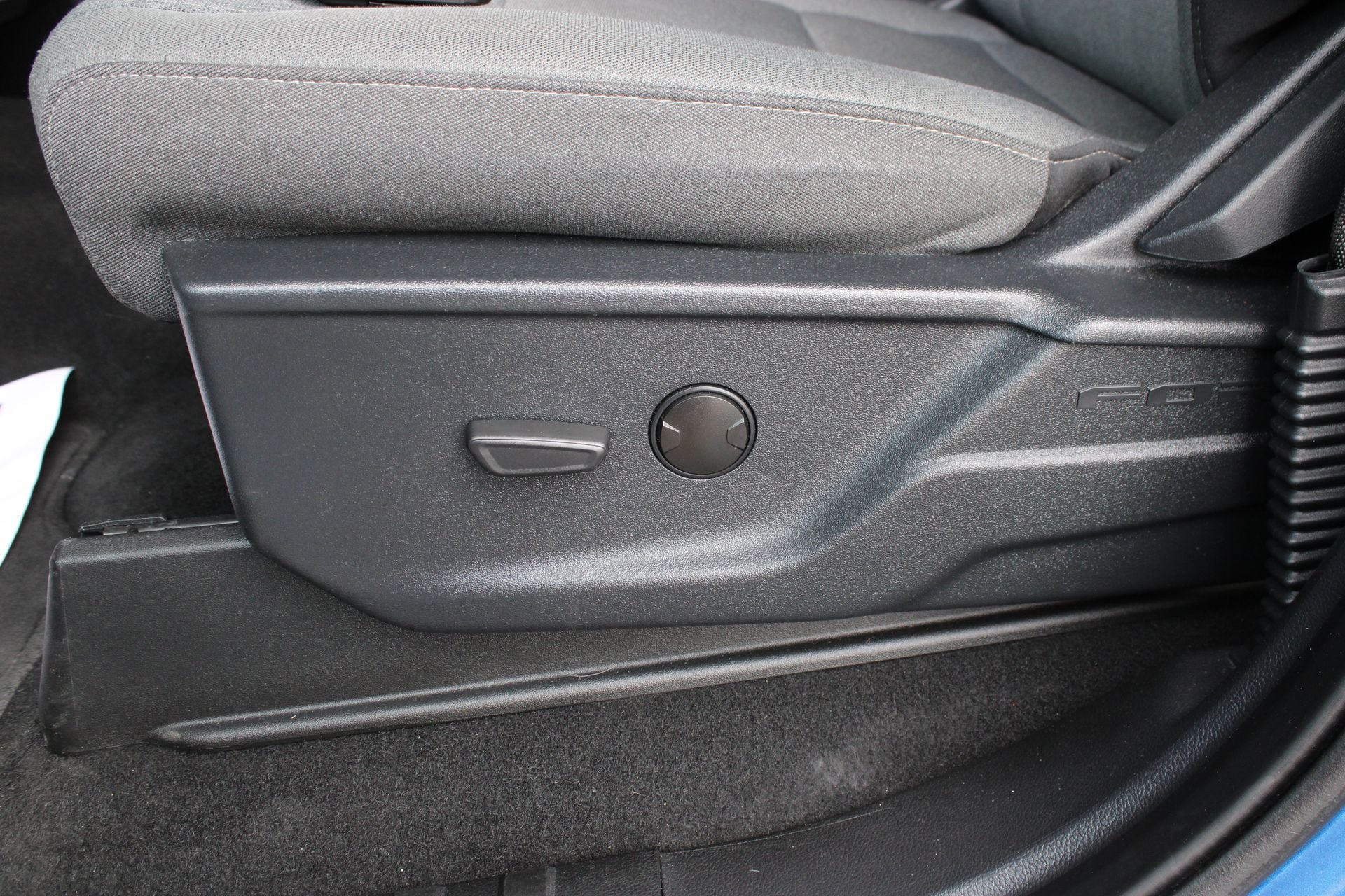 Used 2024 Ford F150 XLT AWD/4WD image 13