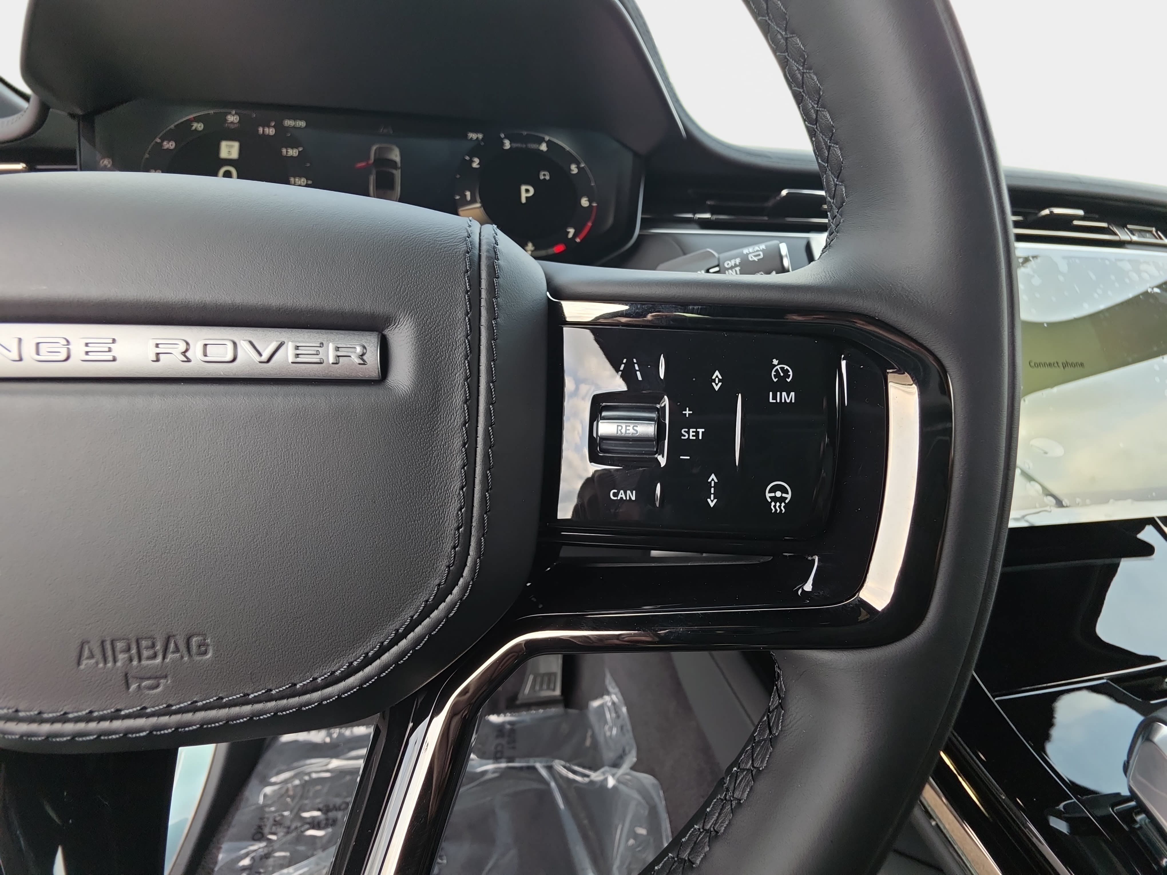 New 2026 Land Rover Range Rover Sport Dynamic SE AWD/4WD image 18