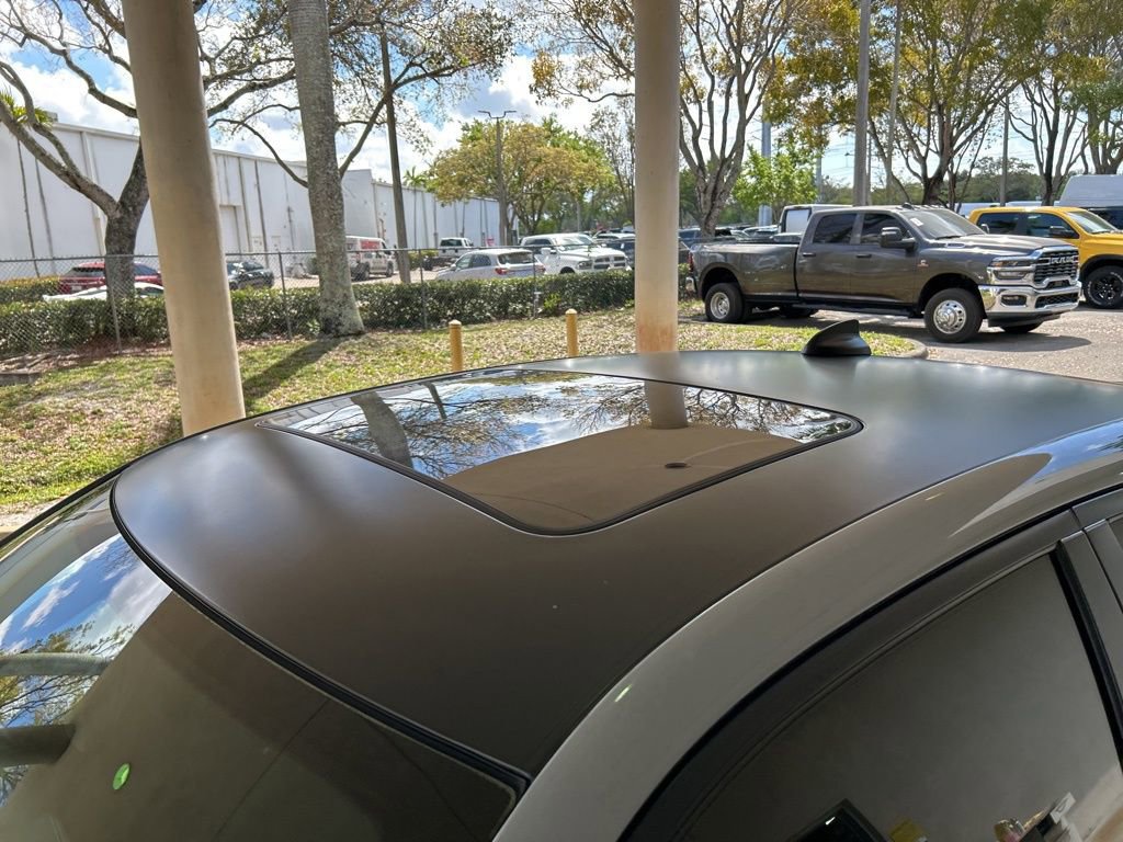 Used 2021 Dodge Charger SRT Hellcat image 21