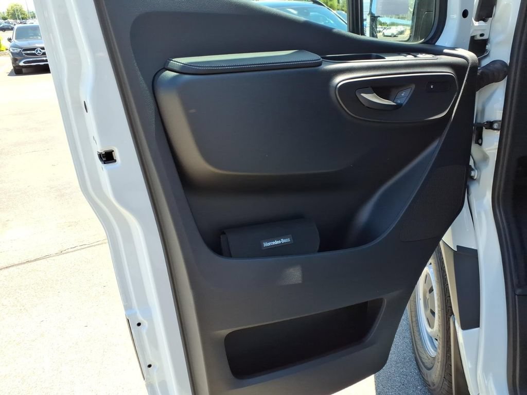 New 2026 Mercedes-Benz Sprinter 2500 image 11