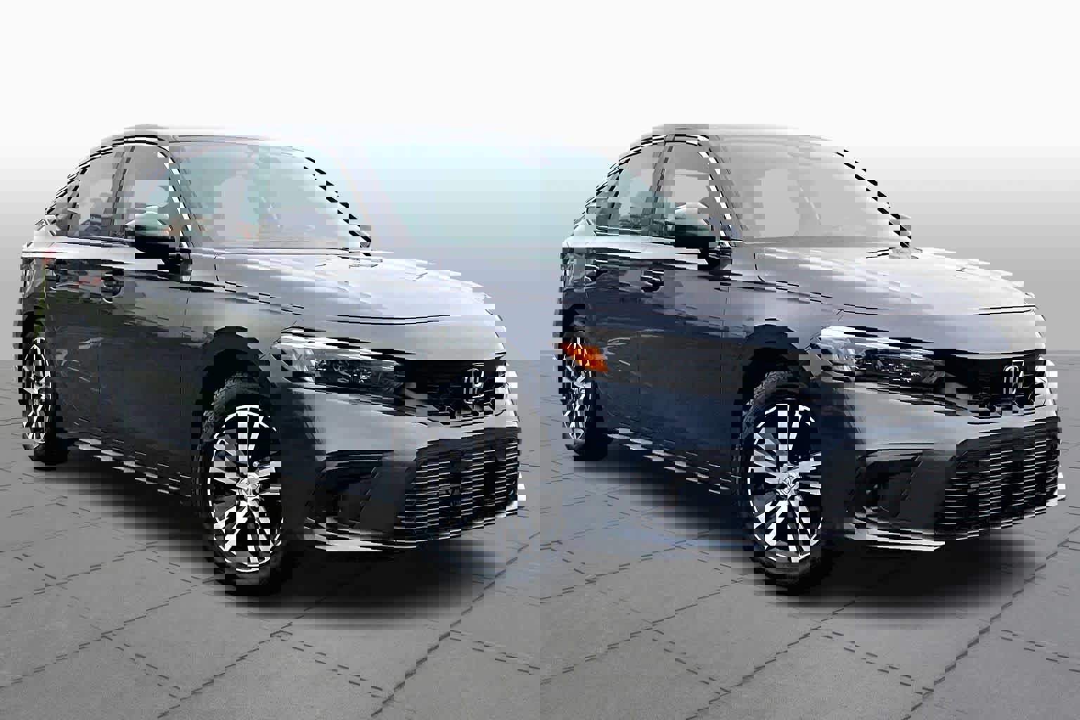 Used 2023 Honda Civic LX image 3