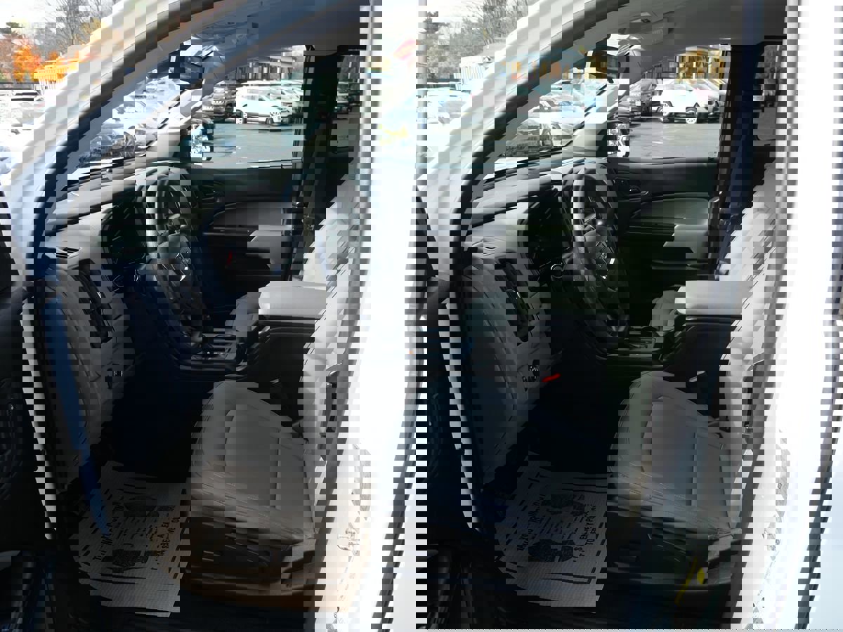 Used 2016 GMC Canyon W/T image 10