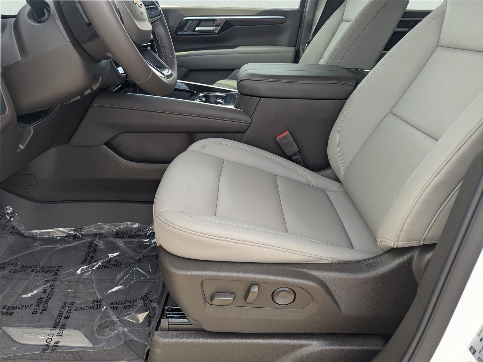 New 2026 Chevrolet Suburban LT w/ Comfort Package RWD image 18