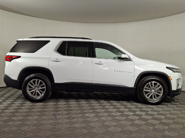 Used 2023 Chevrolet Traverse LT w/ LPO, Cargo Package AWD/4WD image 10