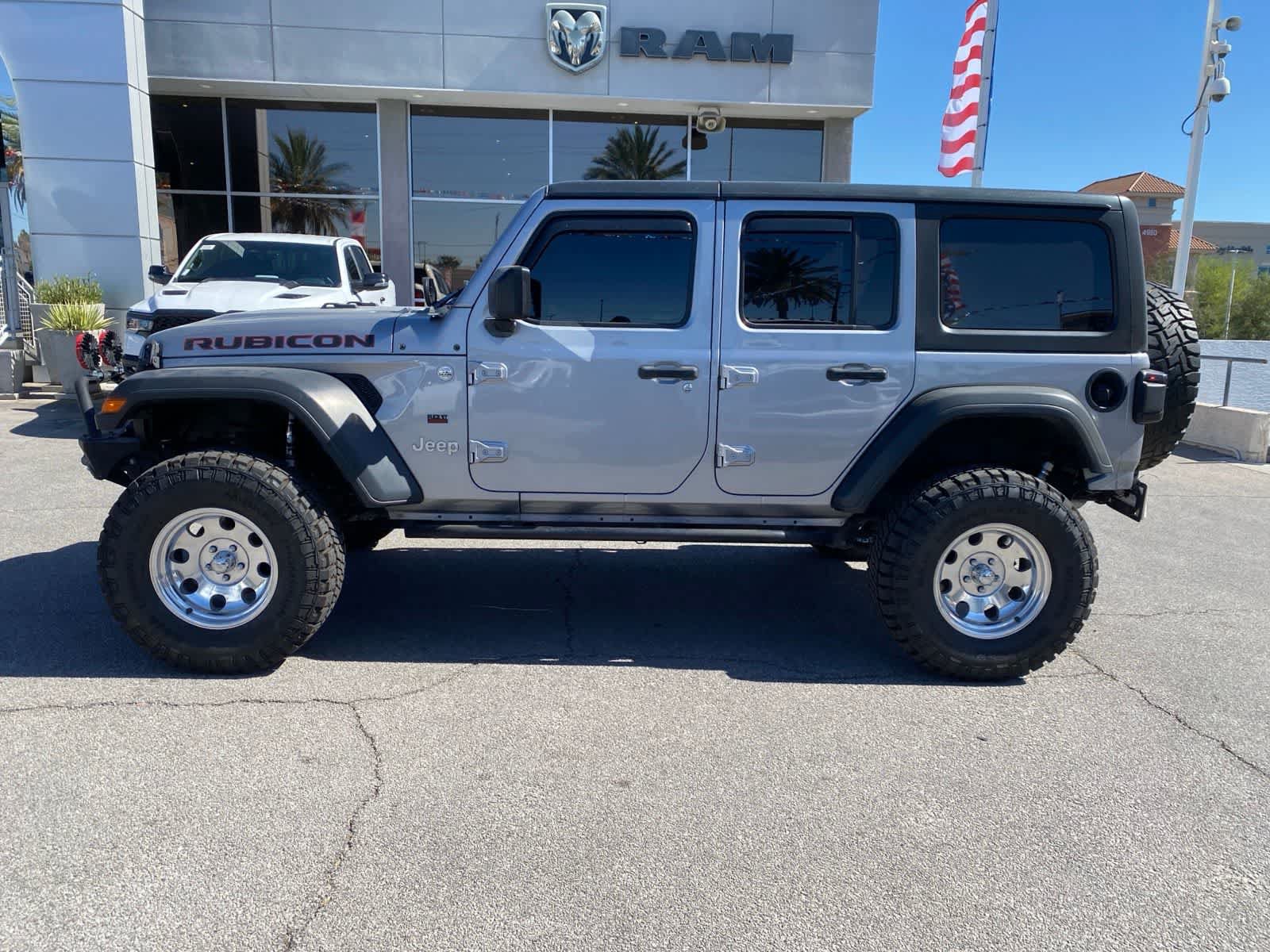 Used 2019 Jeep Wrangler Unlimited Sport S AWD/4WD image 9