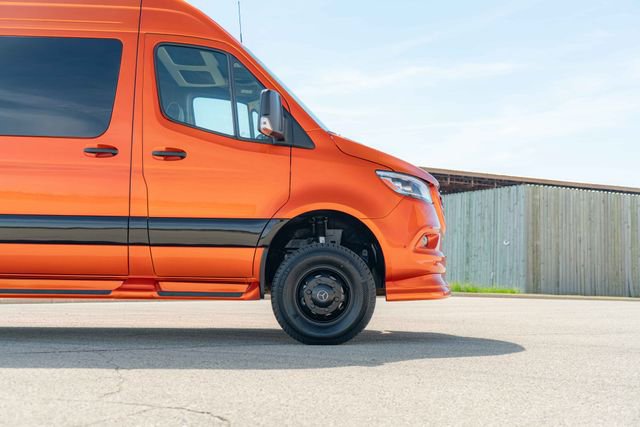 Used 2024 Mercedes-Benz Sprinter 3500 image 11