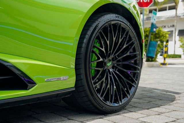 Used 2021 Lamborghini Huracan EVO RWD image 43