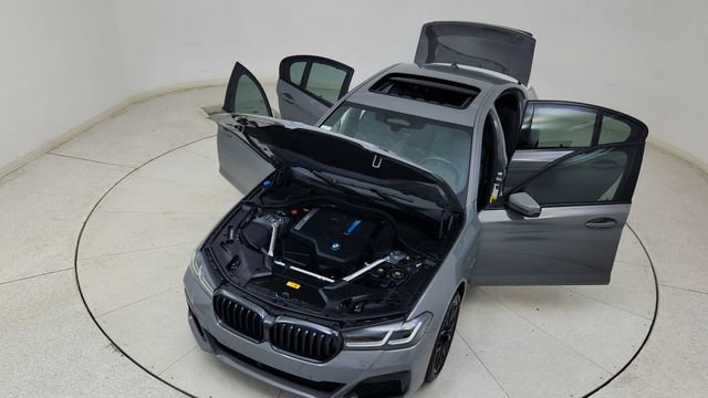 Used 2022 BMW 530e xDrive 530e iPerformance w/ Executive Package image 89