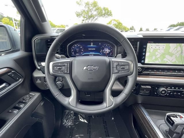 Used 2025 Chevrolet Silverado 1500 LT Trail Boss w/ Convenience Package II AWD/4WD image 10