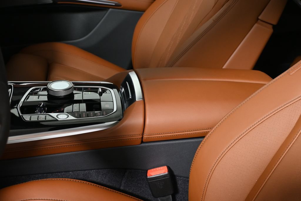 New 2027 BMW X7 M60i AWD/4WD image 25