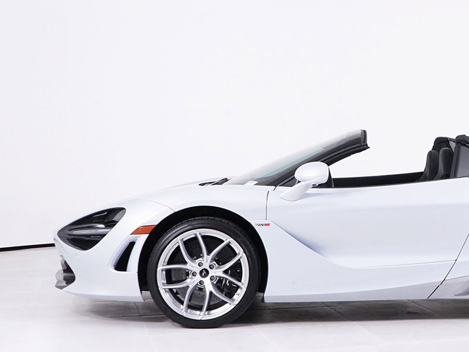 Used 2020 McLaren 720S Performance image 13