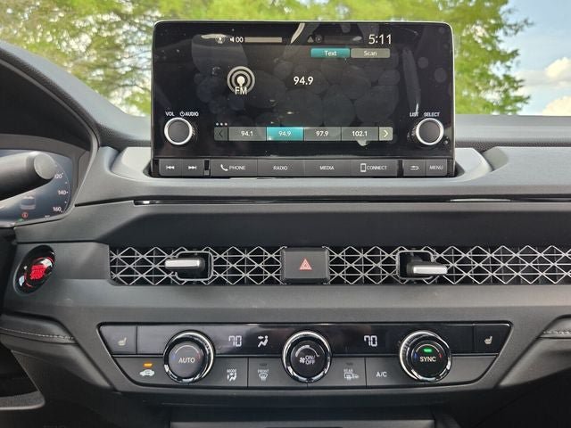 Used 2025 Honda Accord SE image 19