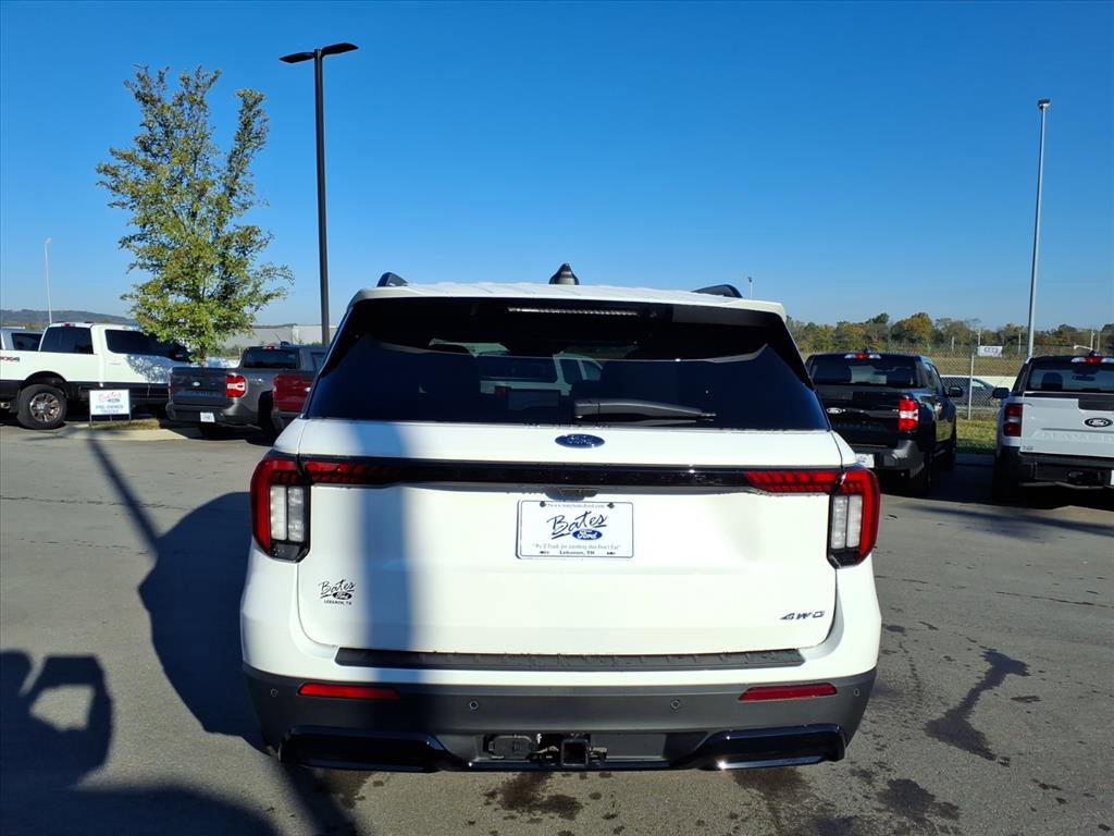 New 2026 Ford Explorer ST-Line image 4