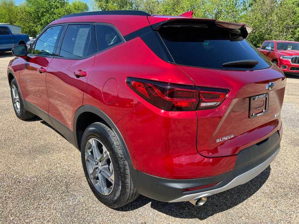 Used 2024 Chevrolet Blazer LT w/ Convenience Package FWD image 5