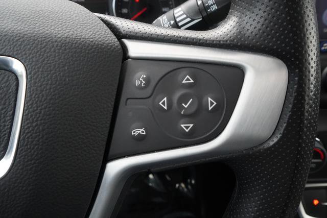 Used 2023 GMC Terrain SLE w/ Driver Convenience Package FWD image 16