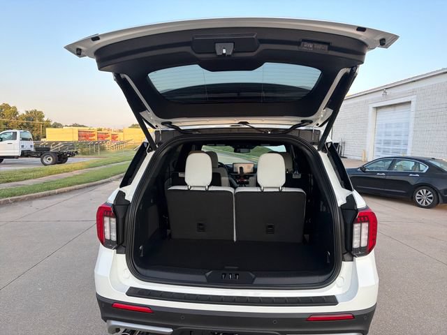 New 2027 Ford Explorer Platinum AWD/4WD image 7