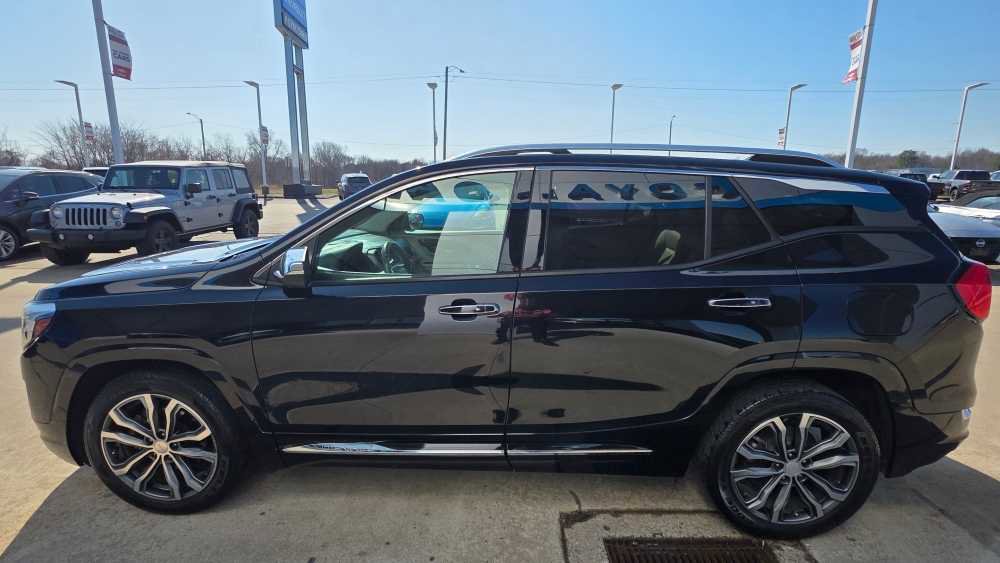 Used 2019 GMC Terrain Denali w/ Advanced Safety Package image 5
