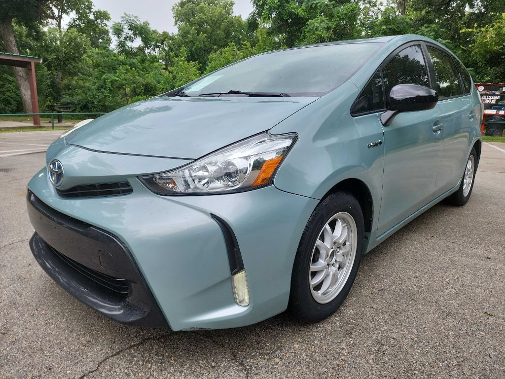 Used 2015 Toyota Prius V Four FWD image 3