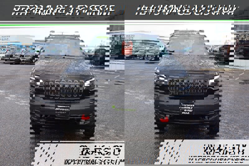 Used 2020 Jeep Cherokee Trailhawk w/ Cold Weather Group image 7