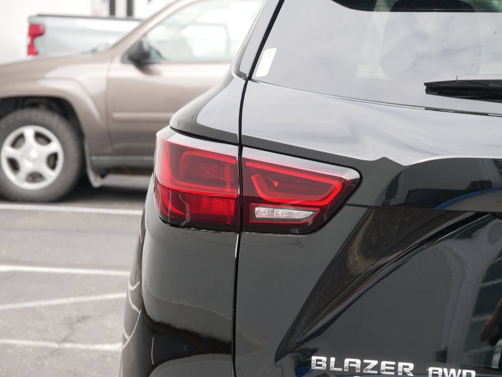 New 2026 Chevrolet Blazer LT w/ Convenience Package AWD/4WD image 5