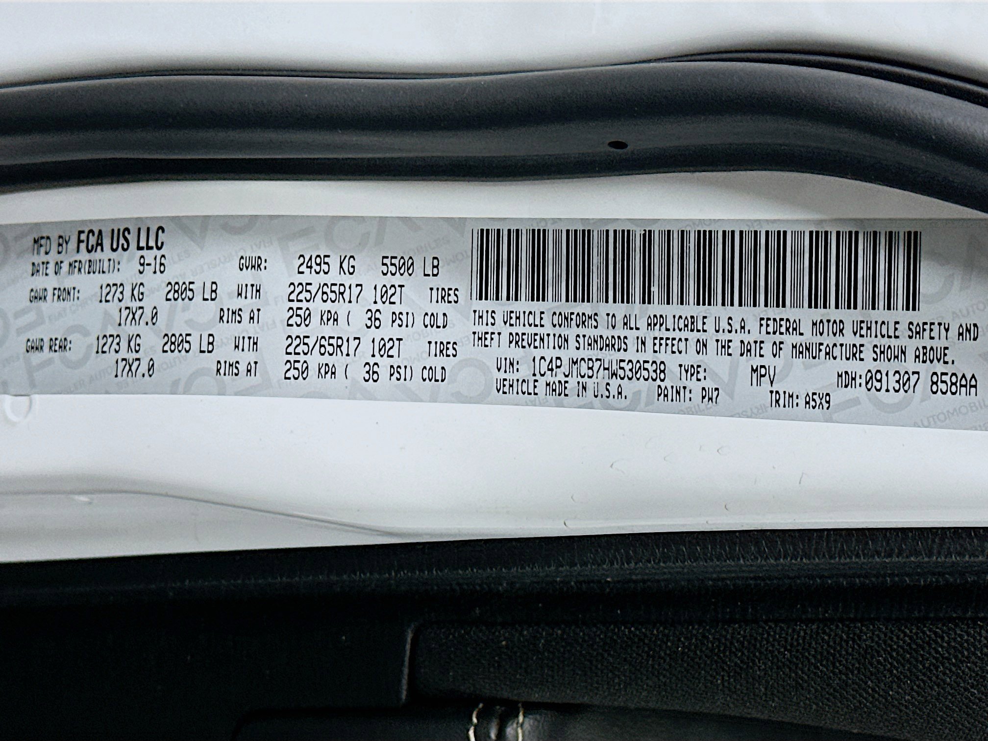 Used 2017 Jeep Cherokee Latitude image 12