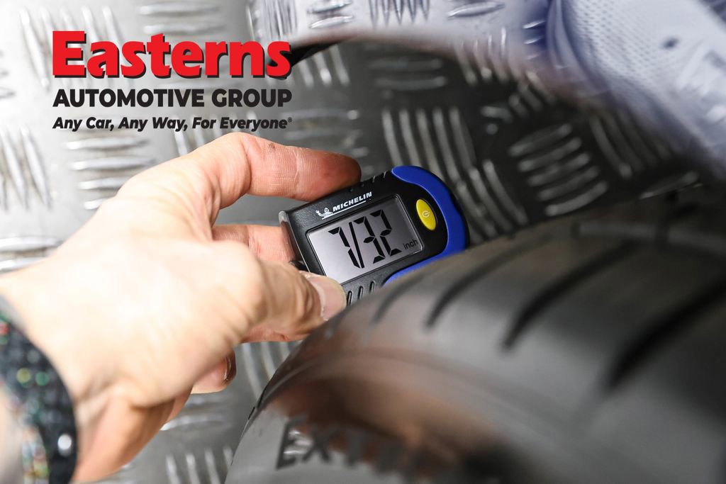 Used 2018 Tesla Model 3 Mid Range RWD image 22