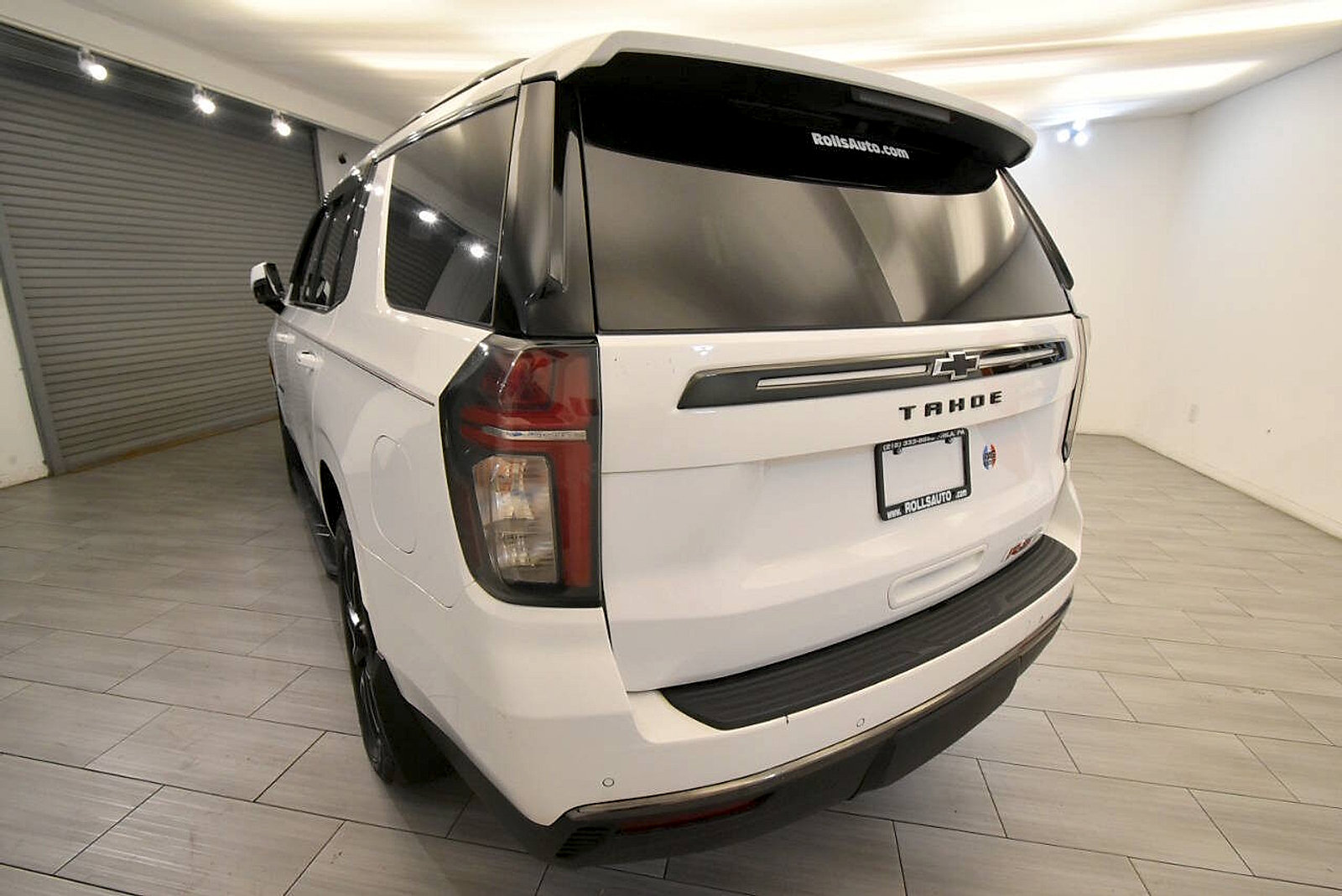 Used 2022 Chevrolet Tahoe RST w/ Luxury Package AWD/4WD image 3