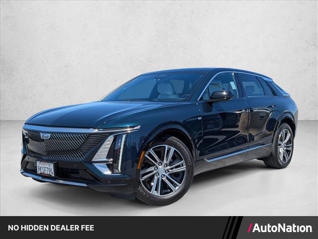 Used 2024 Cadillac Lyriq Luxury AWD/4WD image 1