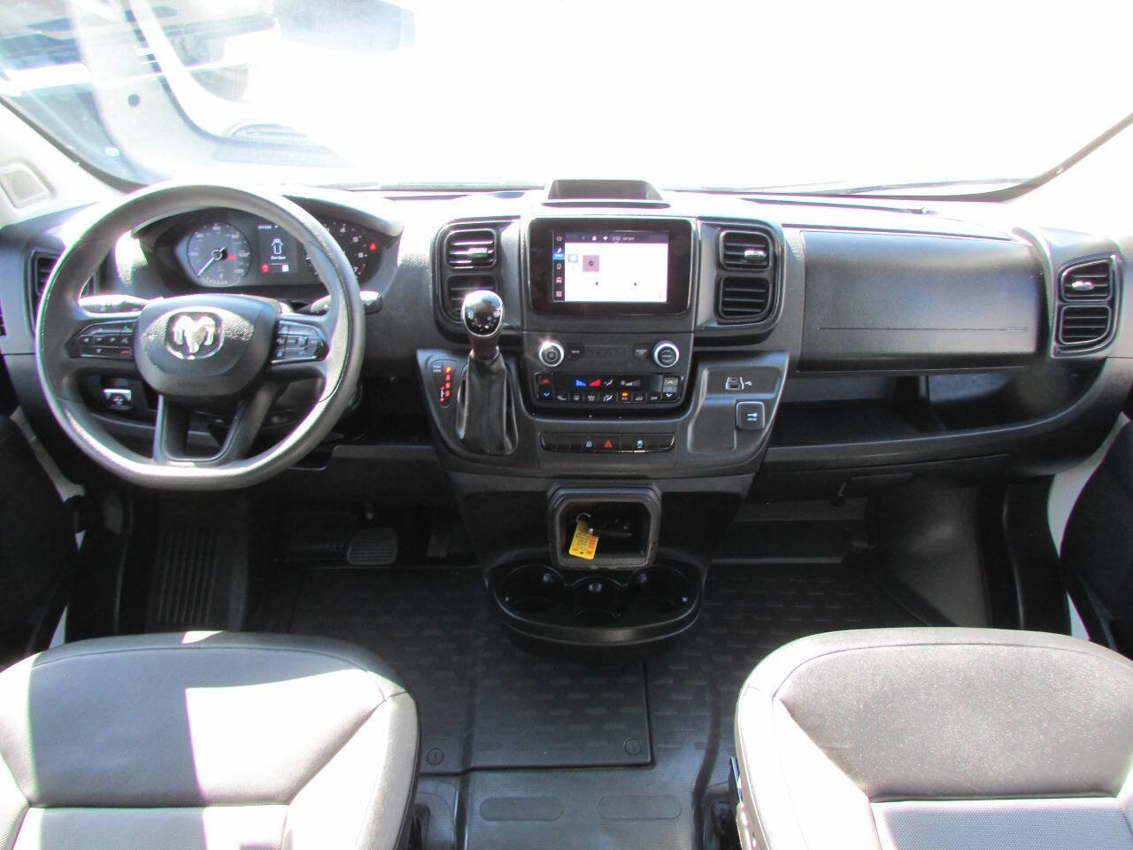 Used 2024 RAM ProMaster 2500 w/ Convenience Group FWD image 15