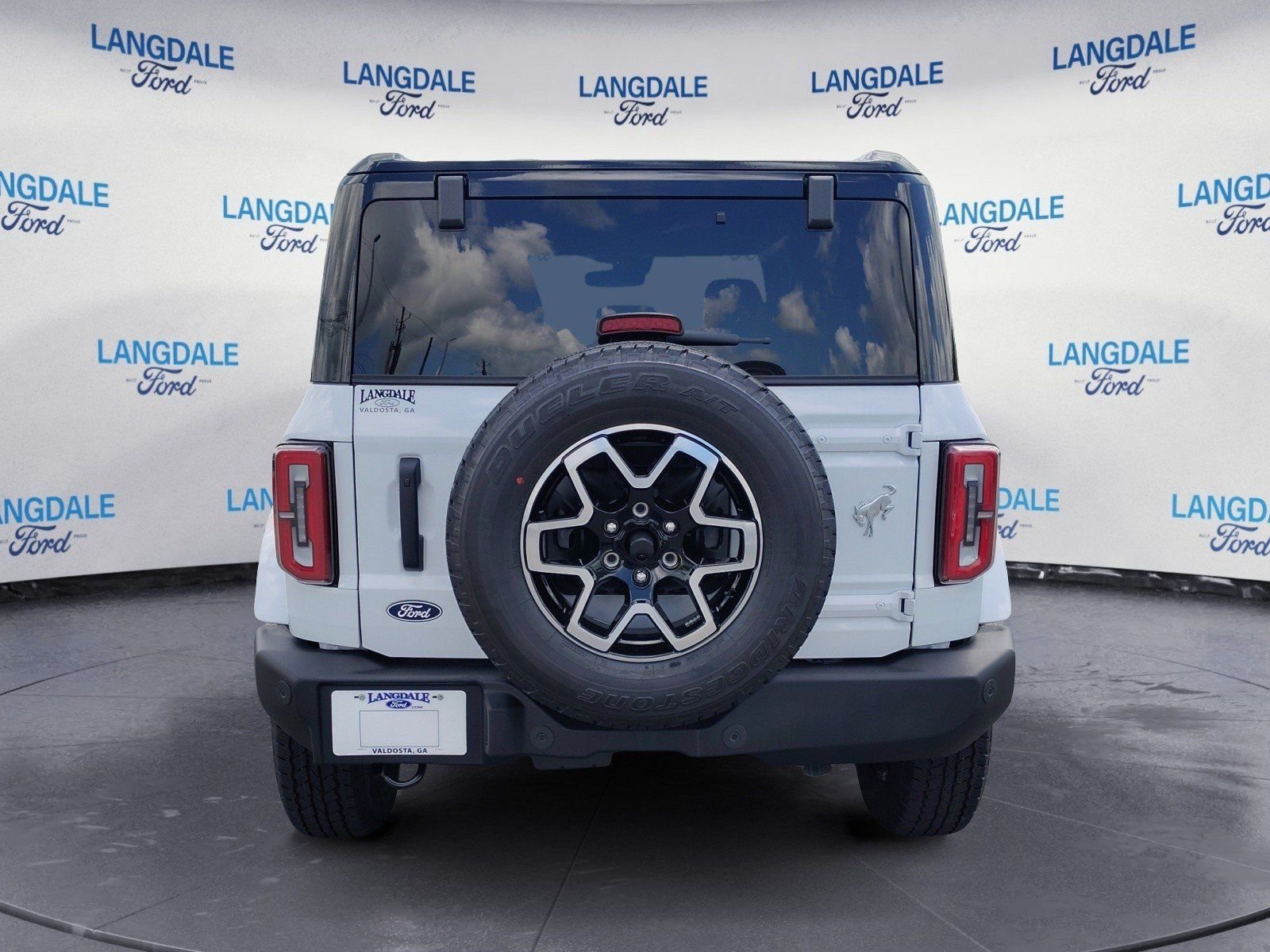 New 2026 Ford Bronco Outer Banks AWD/4WD image 8