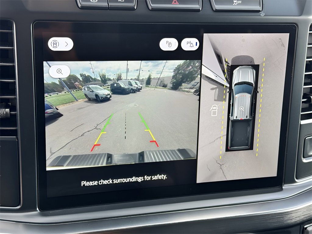 Used 2023 Ford F250 Lariat image 14