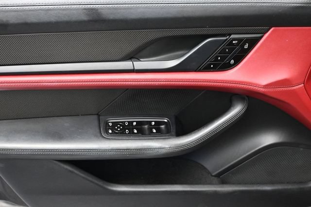 Used 2020 Porsche Taycan 4S AWD/4WD image 8