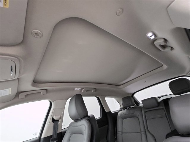 Used 2024 Lincoln Corsair Grand Touring image 29