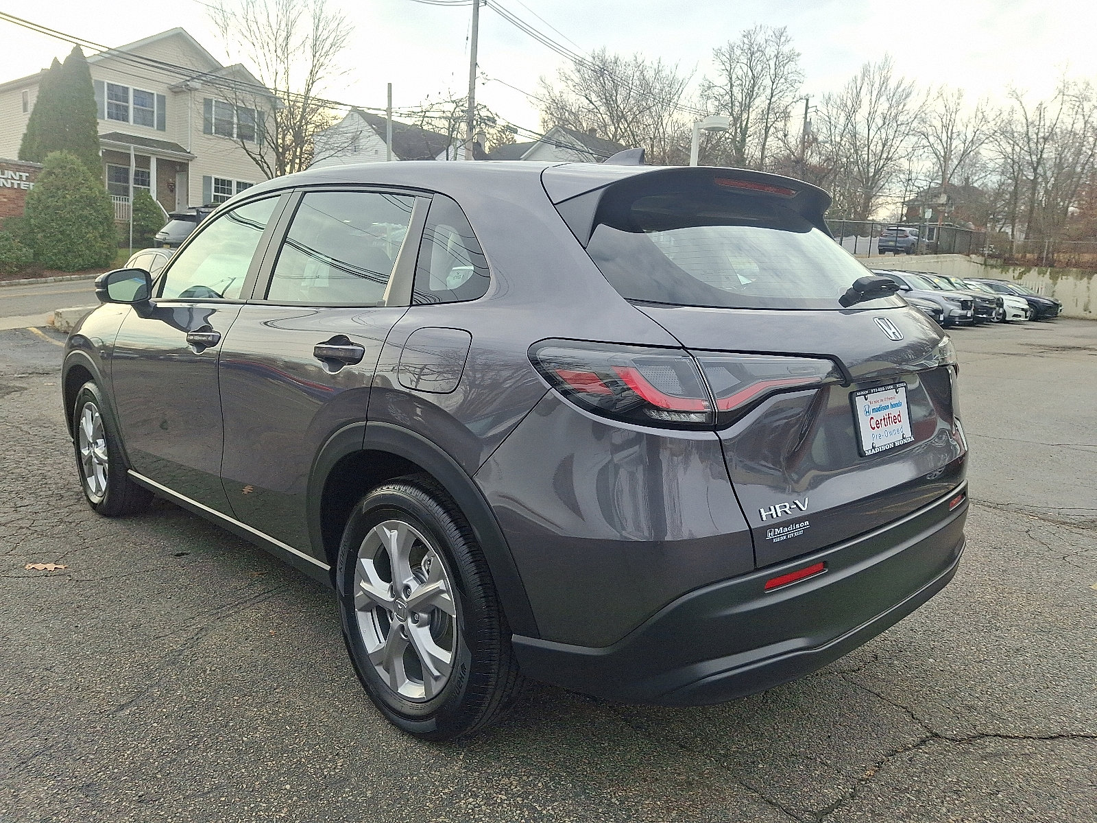 Certified 2025 Honda HR-V LX image 4