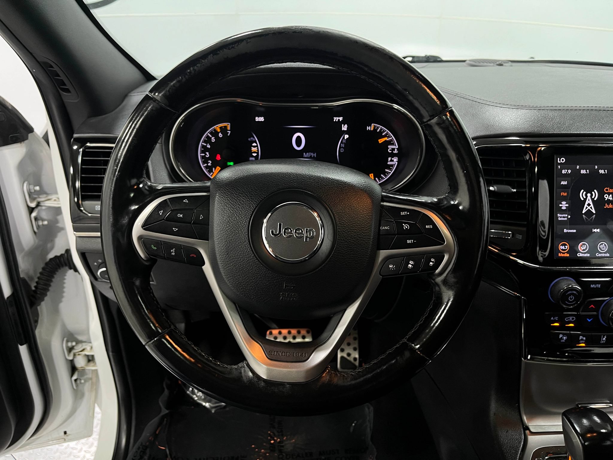 Used 2020 Jeep Grand Cherokee High Altitude AWD/4WD image 22