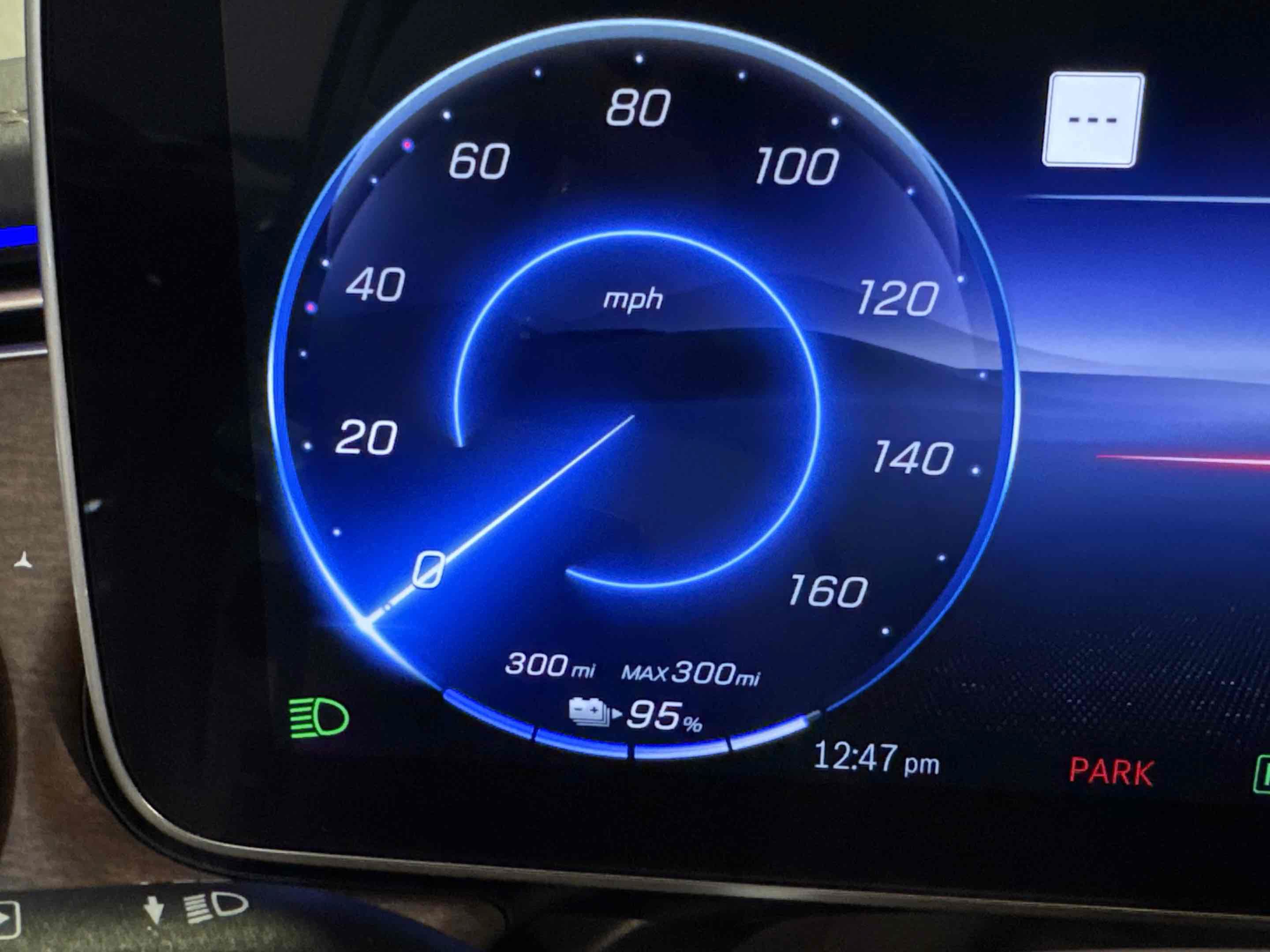 Used 2023 Mercedes-Benz EQS 450+ SUV image 8