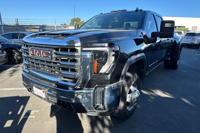 Used 2024 GMC Sierra 3500 SLE w/ SLE Convenience Package RWD image 8