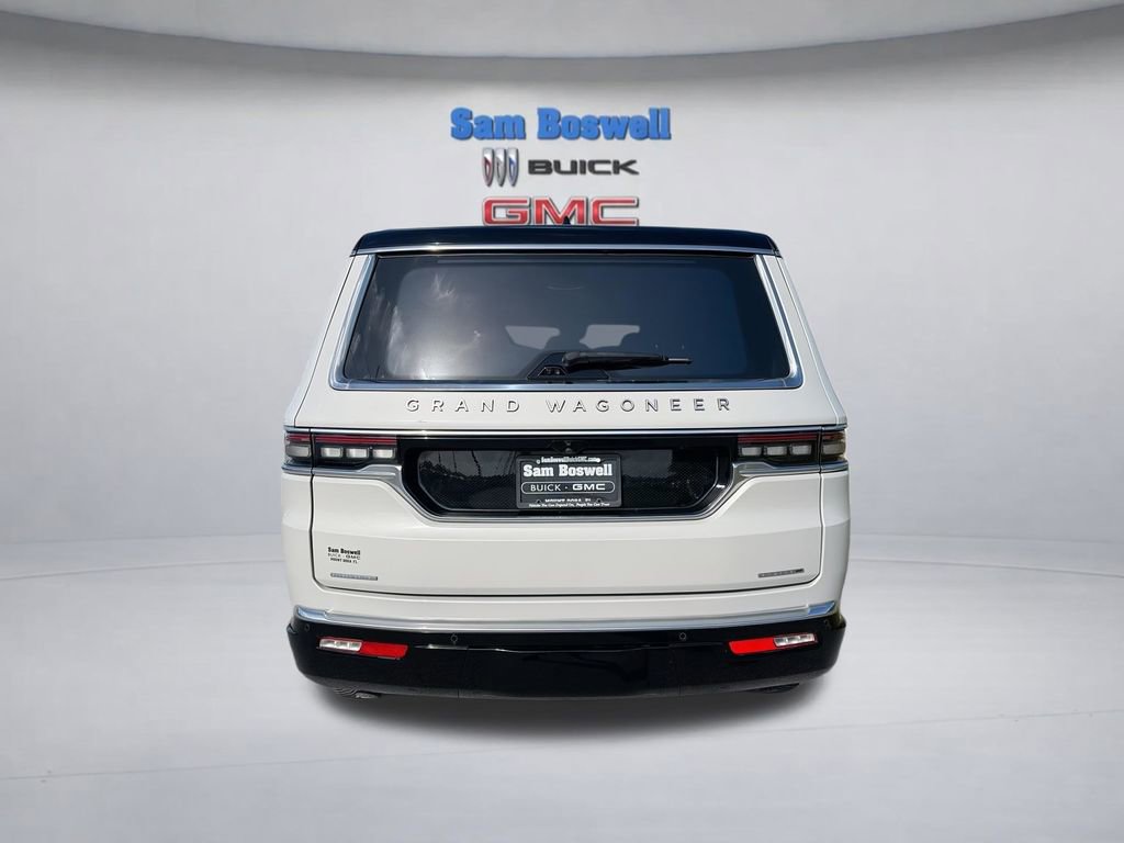 Used 2022 Jeep Grand Wagoneer Series III w/ Rear Seat Video Group 1 AWD/4WD image 8