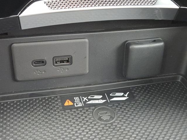 New 2026 Buick Envision Sport Touring image 9