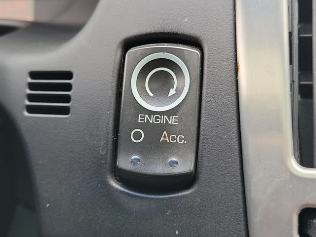 Used 2010 Cadillac STS AWD/4WD image 17