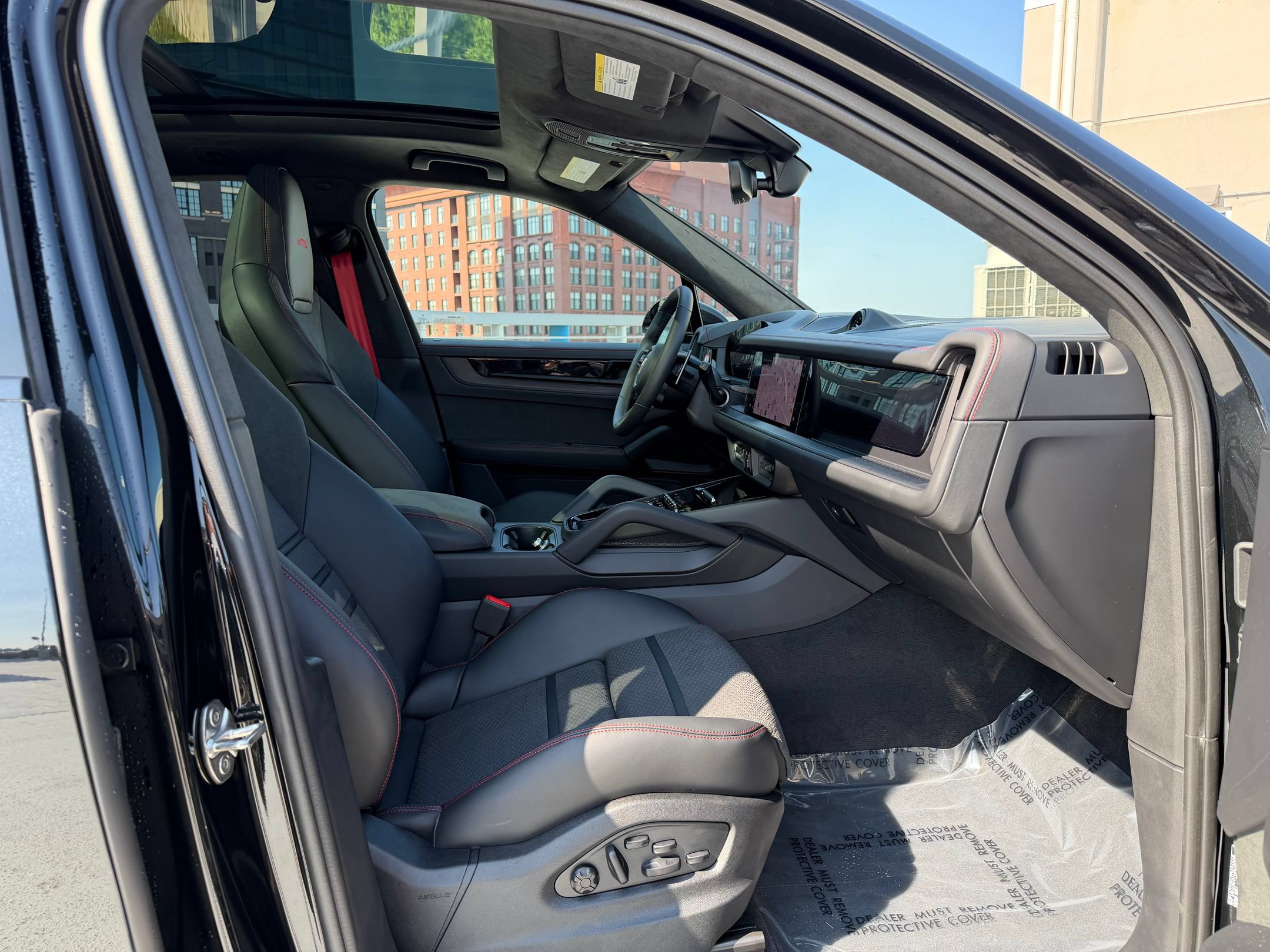 New 2026 Porsche Cayenne GTS AWD/4WD image 23