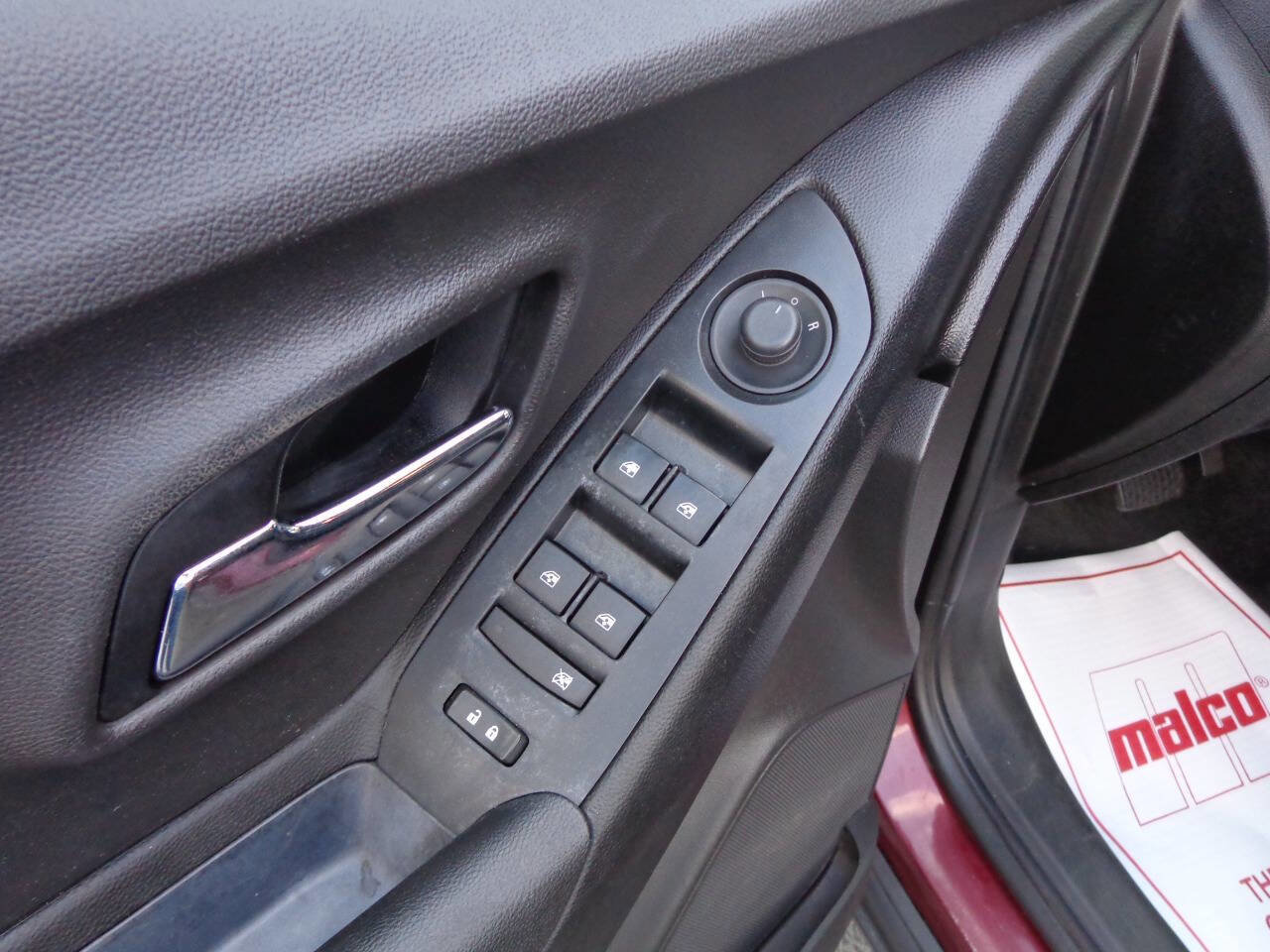 Used 2017 Chevrolet Trax LT image 29