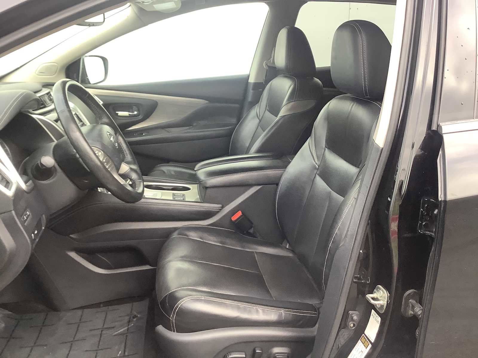 Used 2018 Nissan Murano SL w/ Moonroof Package image 11