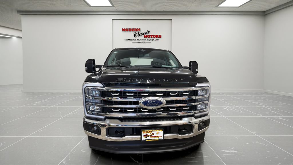 Used 2025 Ford F250 Lariat AWD/4WD image 8
