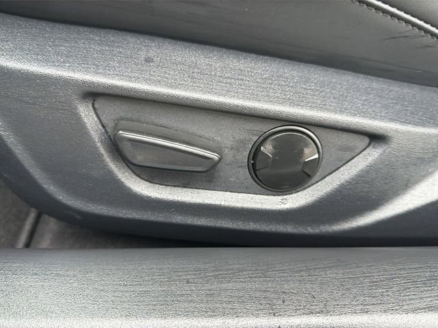 Used 2025 Ford Mustang Premium image 14