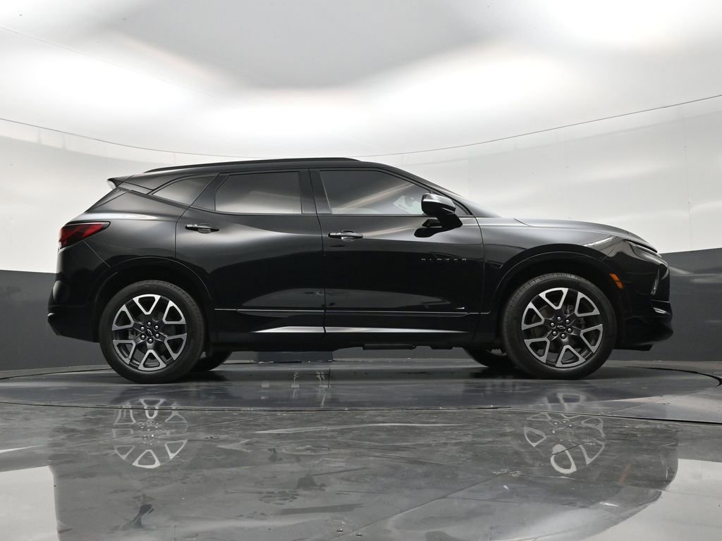 Used 2024 Chevrolet Blazer RS w/ Enhanced Convenience Package FWD image 25