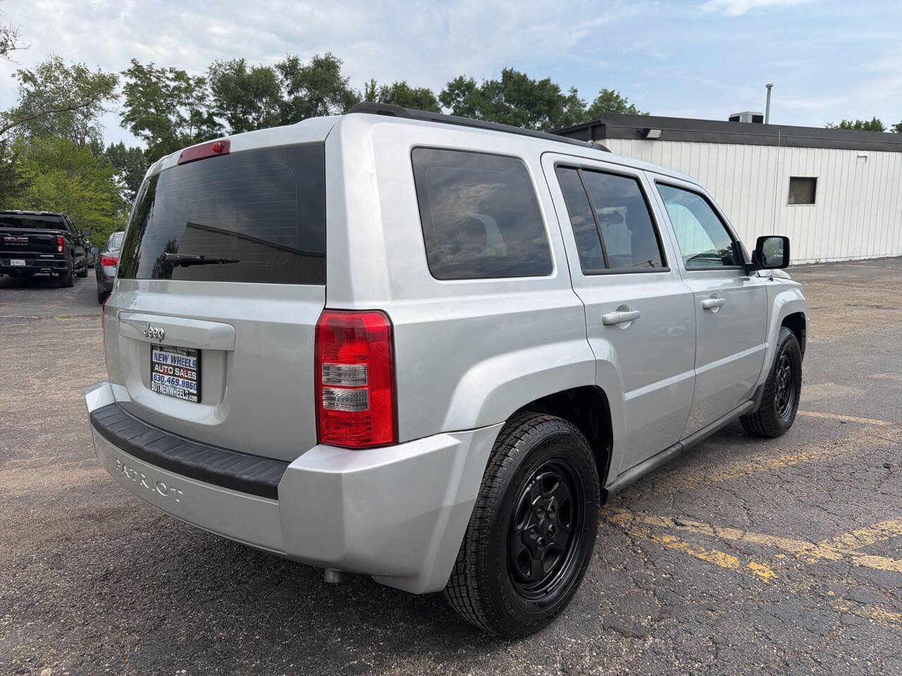 Used 2010 Jeep Patriot Sport w/ PWR Equipment Group FWD image 6