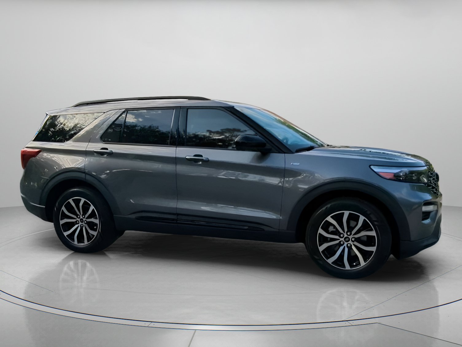 Certified 2023 Ford Explorer ST-Line w/ Class IV Trailer Tow Package RWD image 34
